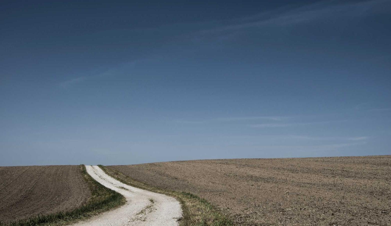 如何在游戏中避免遇到技术支持辅助？