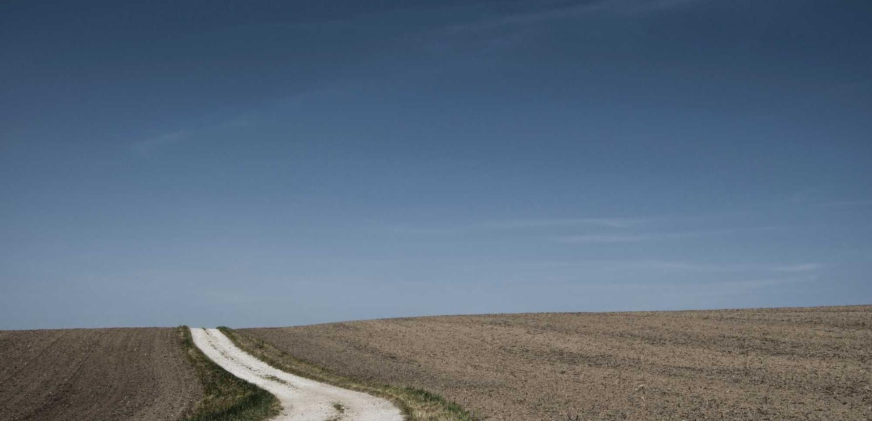 京东实名账号:实名制账号对社交媒体的影响