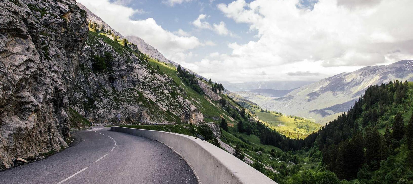 爱琳诗篇:小精灵代理平台