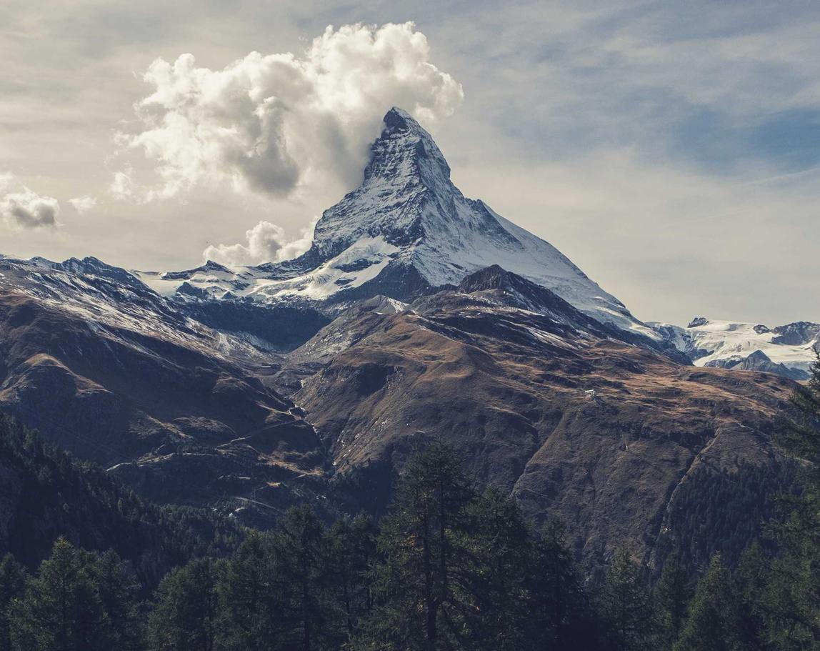 香烟消费在不同国家和地区的差异  